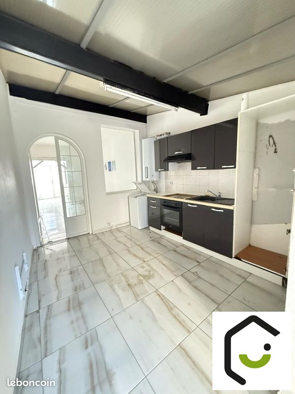Maison 3 pièces 58 m² · à Roye · 58 m² · 77 000 €