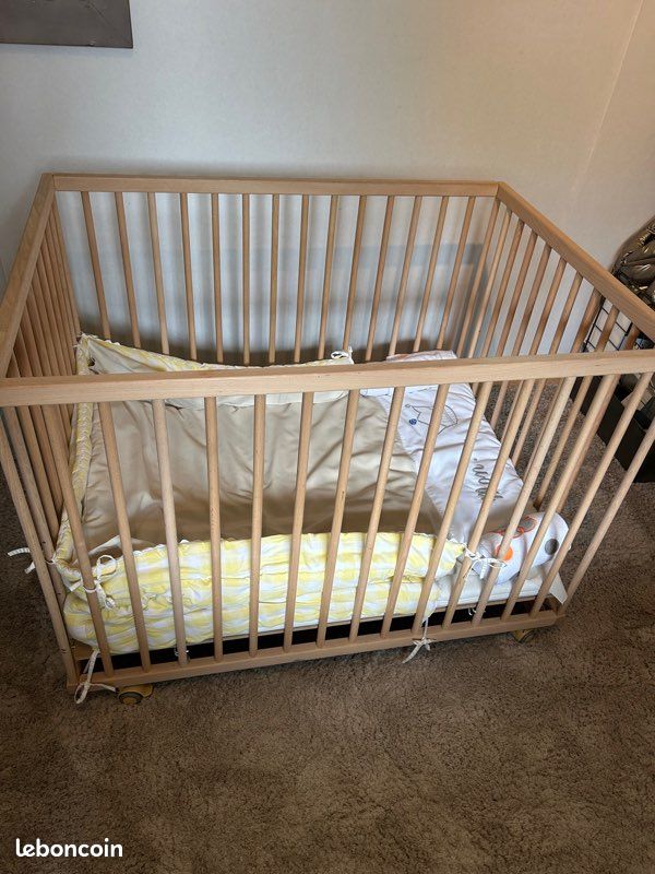Lit bébé (image 1)