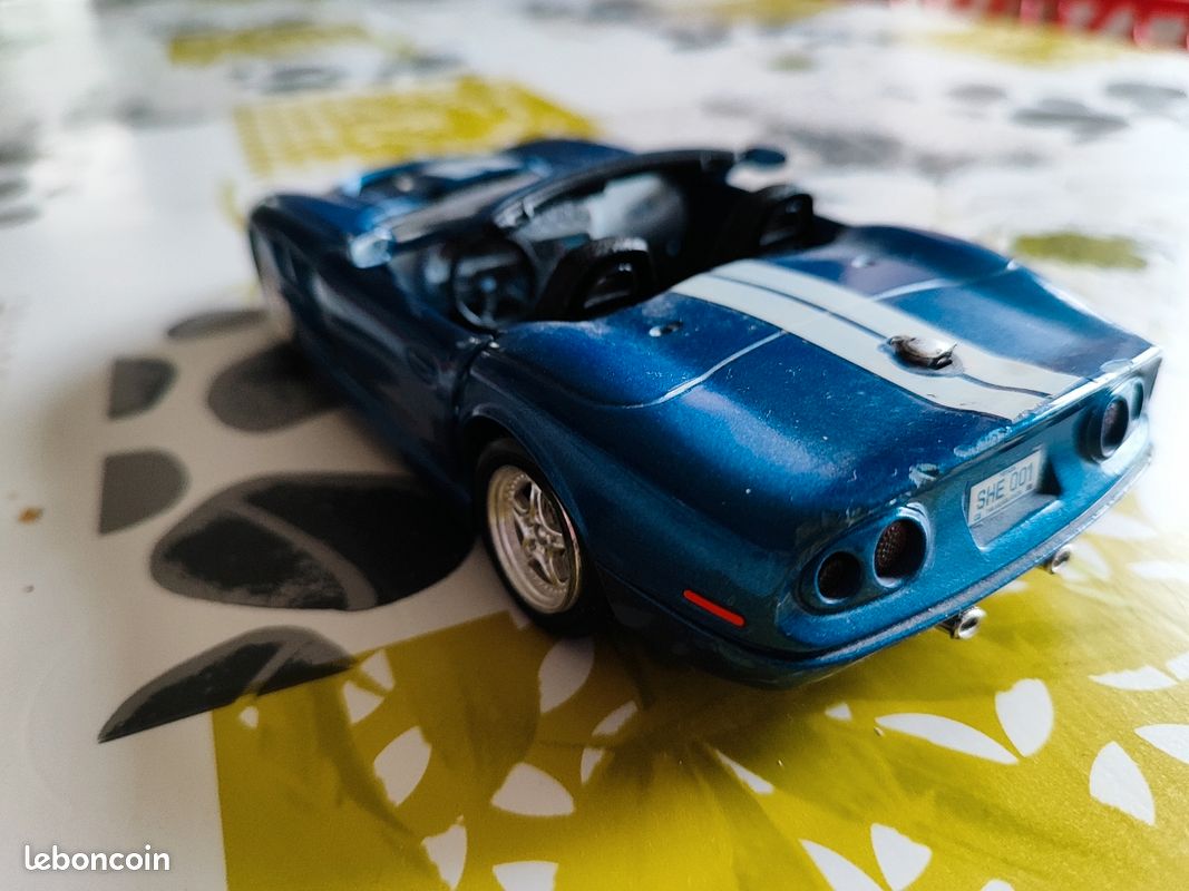 Burago Shelby série 1 1999 1/24 (image 4)