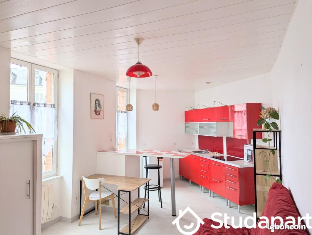 Appartement 1 pièce 24 m² · à Orléans · 24 m² · 570 €