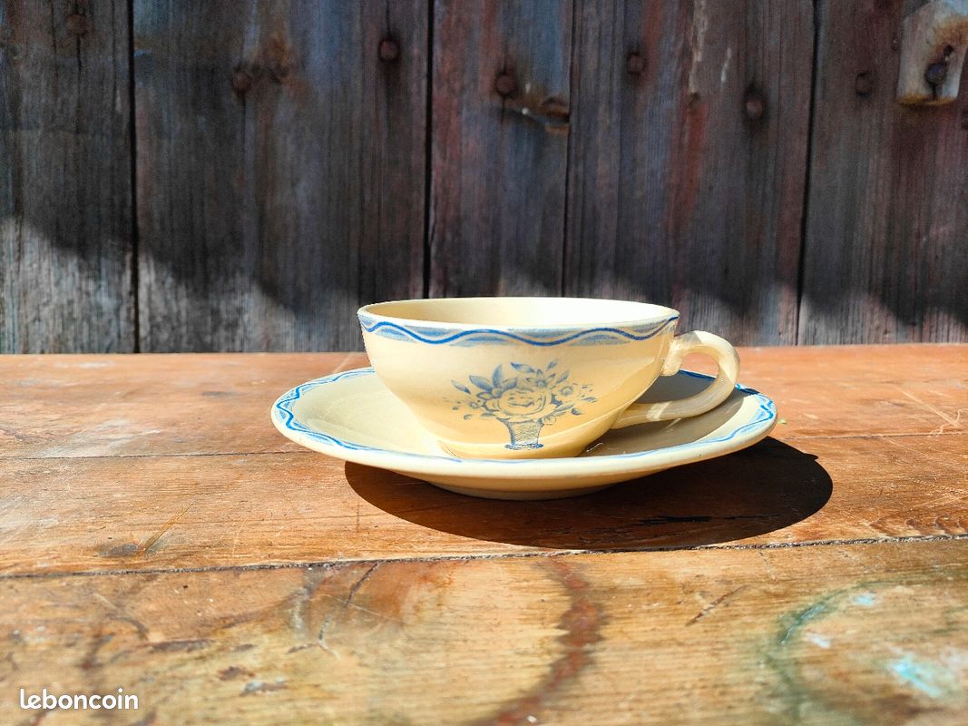 Ancienne tasse Boch la Louvière (image 1)
