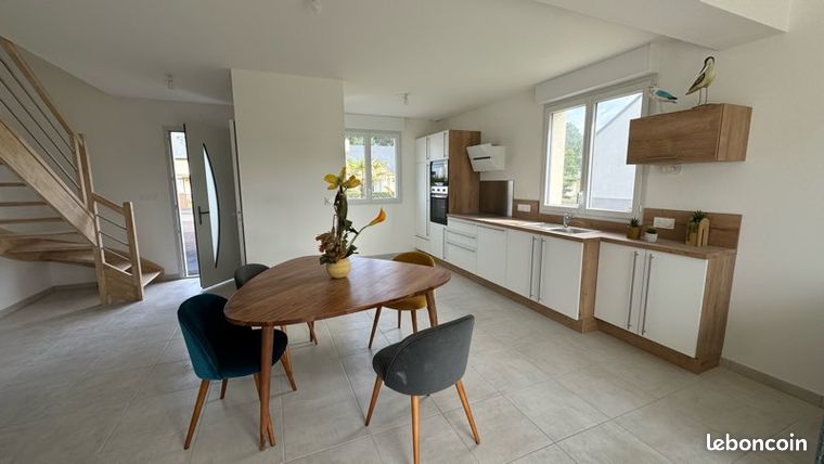 Maison 135 m2 - 4 chambres - Loireauxence