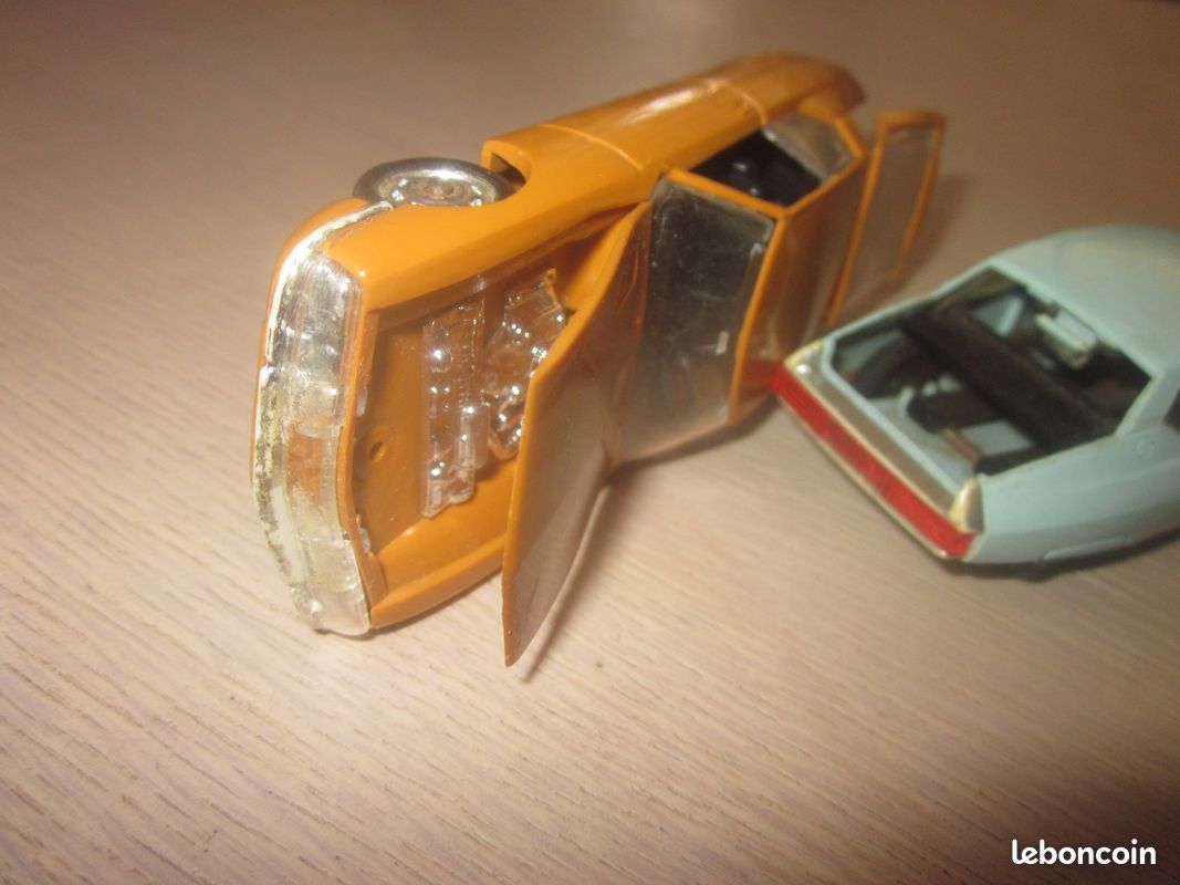 CITROEN DS/ID POLICE NOREV (no solido/eligor/dinky) EUR 2,21 - FR