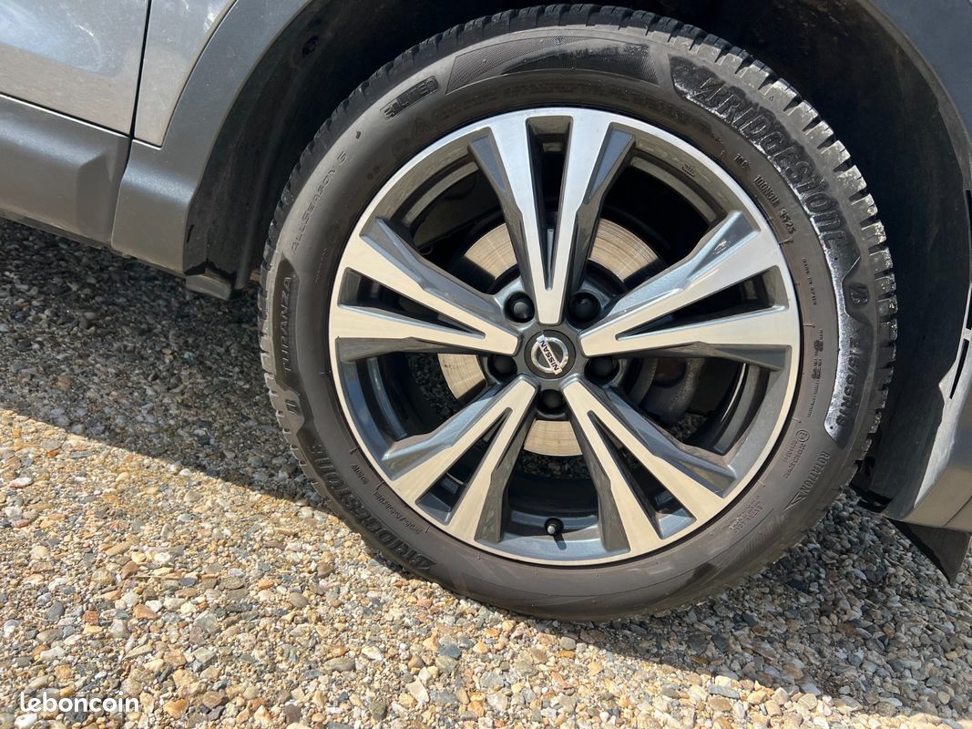 NISSAN QASHQAI 2019 EVAPO 1.3 DIG-T 160 DCT N-Connecta (image 30)