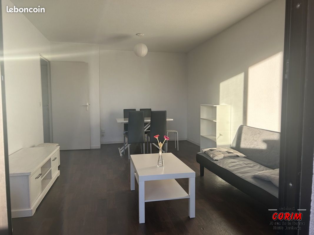 Appartement 2 pièces 46 m² · à Bordeaux · 46 m² · 950 €/mois