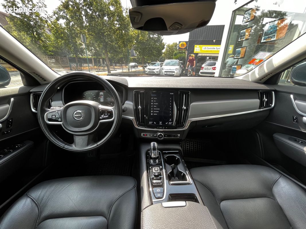 Volvo s90 s90 2.0 t8 407h 320 twin-engine phev hybrid momentum (image 3)