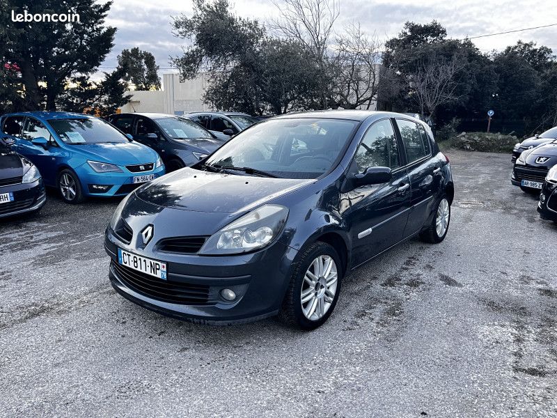 Renault CLIO III 1.2 TCE 100CH INITIALE 5P (image 1)