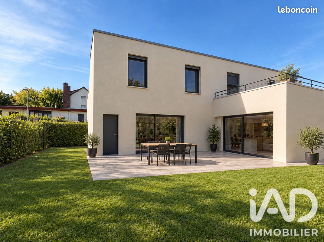 Maison 5 pièces 93 m² · à Grigny · 93 m² · 363 000 €
