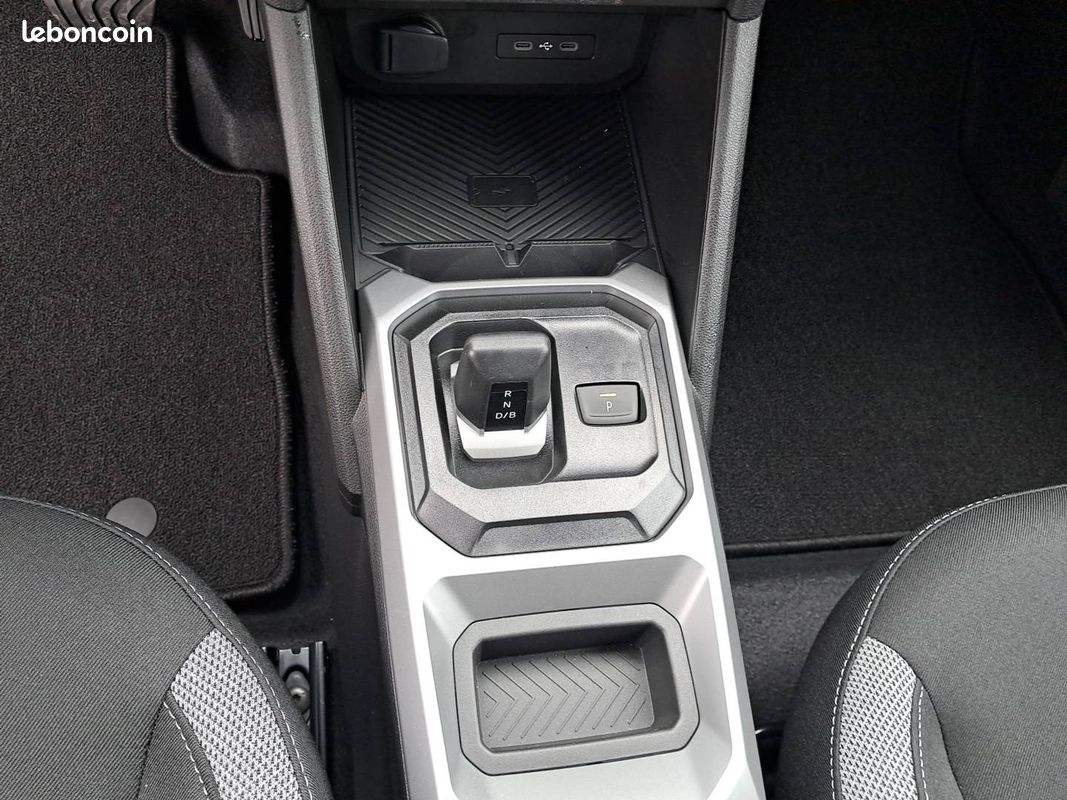 DACIA Duster Hybrid 155 Journey (image 13)