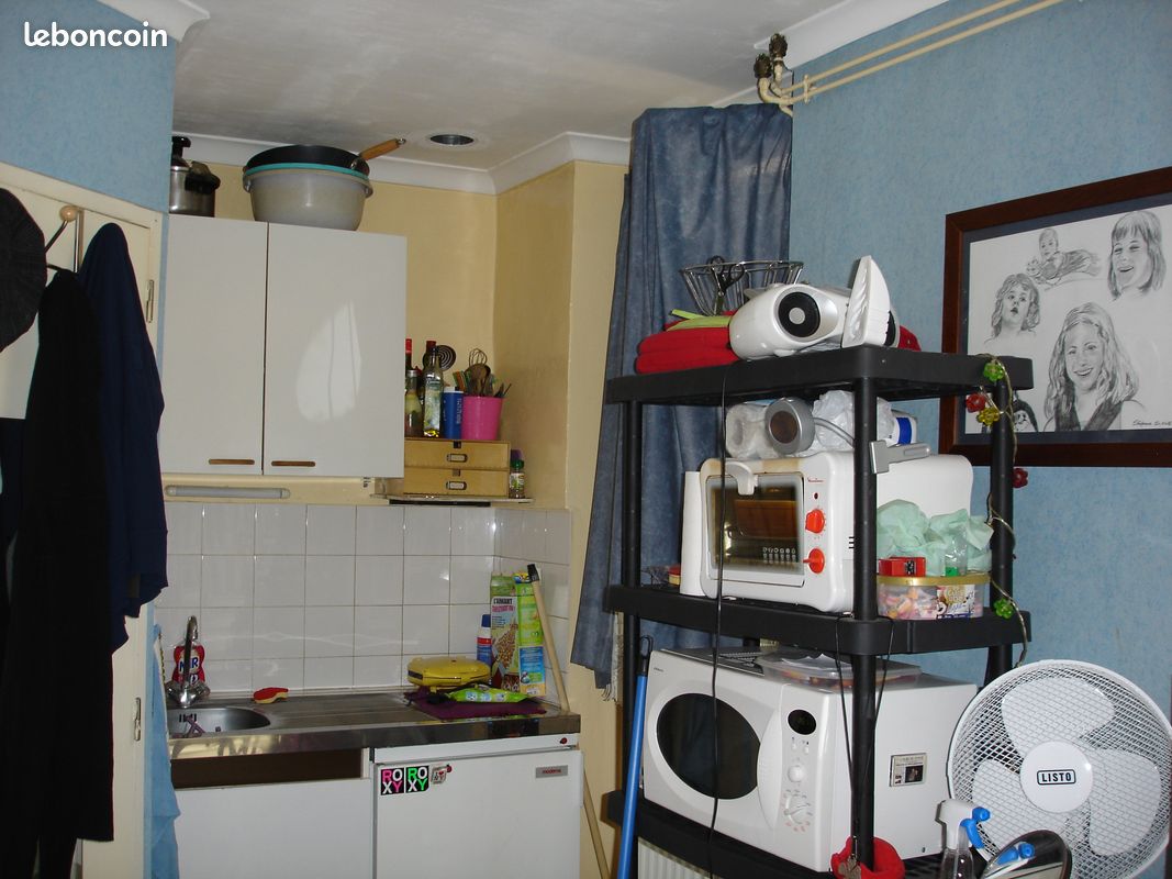 Appartement 1 pièce 13 m² · à Nîmes · 13 m² · 317 €
