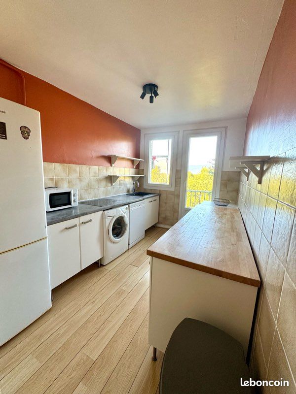 Appartement 4 pièces 68 m² · à Grenoble · 68 m² · 925 €