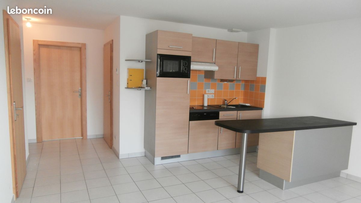 Appartement 3 pièces 78 m² · à Golbey · 78 m² · 700 €/mois