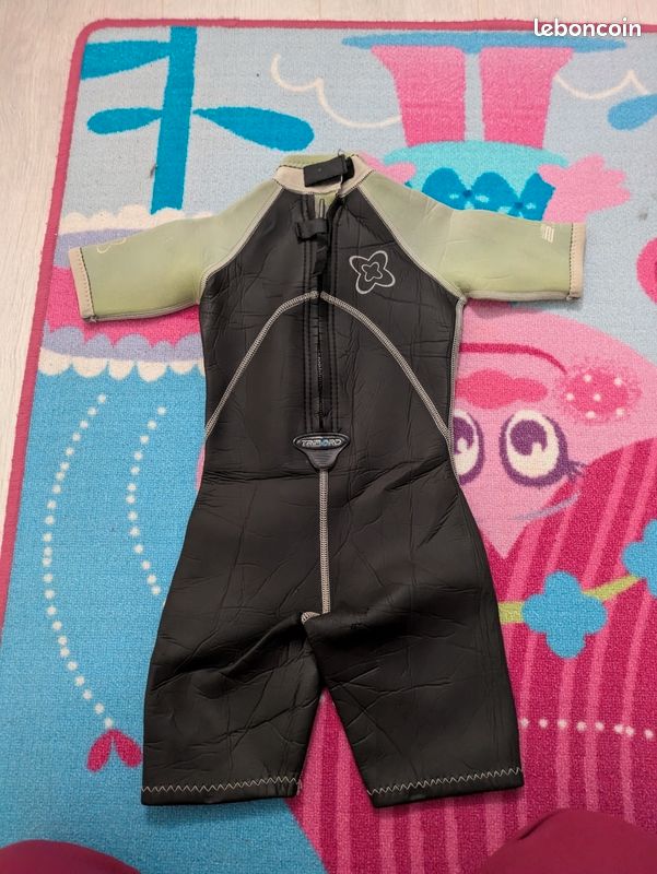 Lot tenues de surf enfant (image 5)