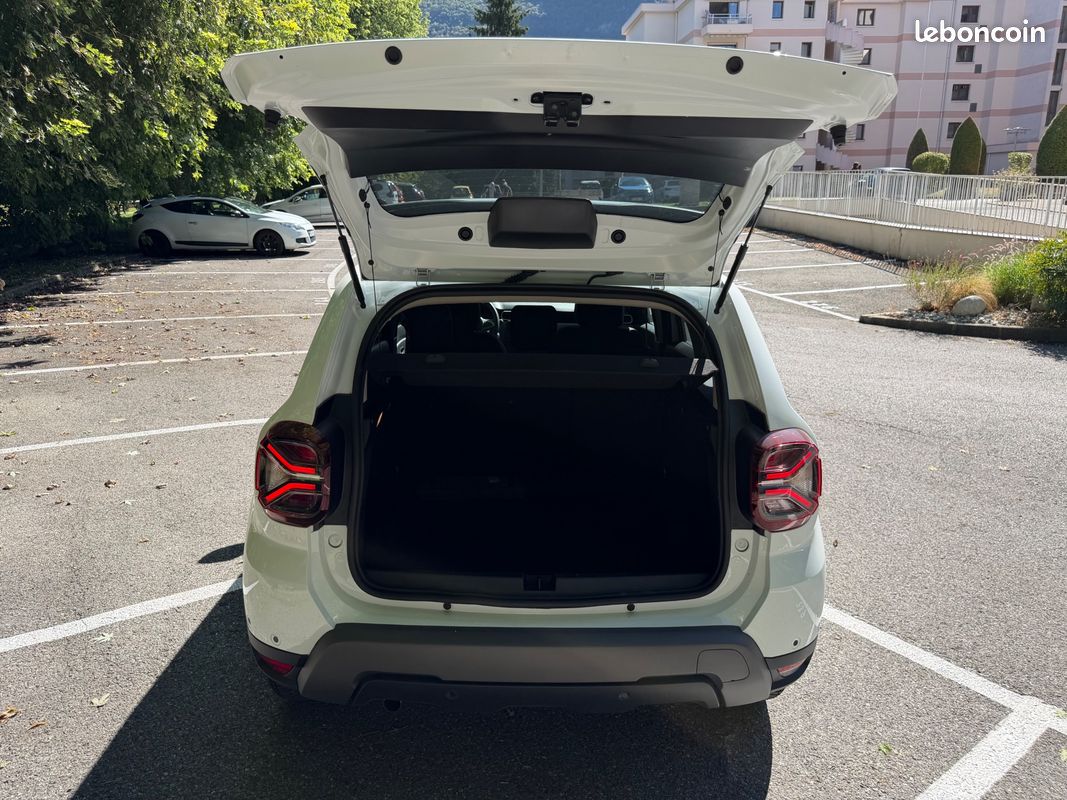 Dacia Duster 1.3 TCE 150ch JOURNEY EDC 4x2 (image 17)