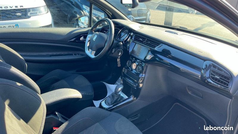 Ds DS 3 PURETECH 110CH PERFORMANCE LINE AUTOMATIQUE (image 10)