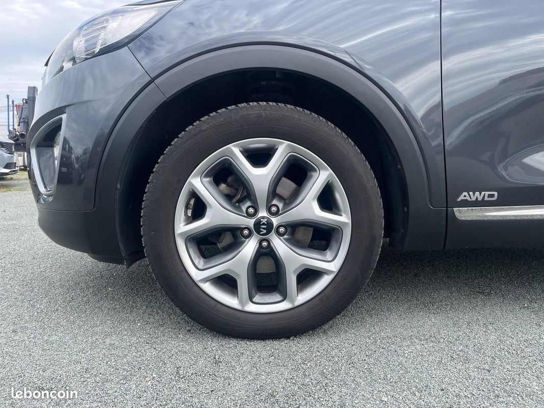 KIA SORENTO 2.2 crdi 200 isg premium 4x4 7 places (image 10)