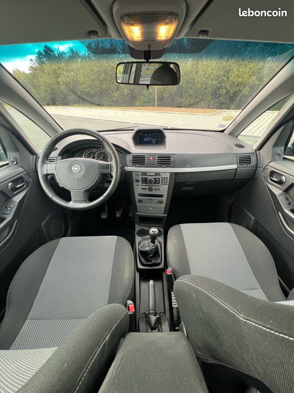 Opel Meriva 1.6 TWINPORT 105 COSMO (image 3)