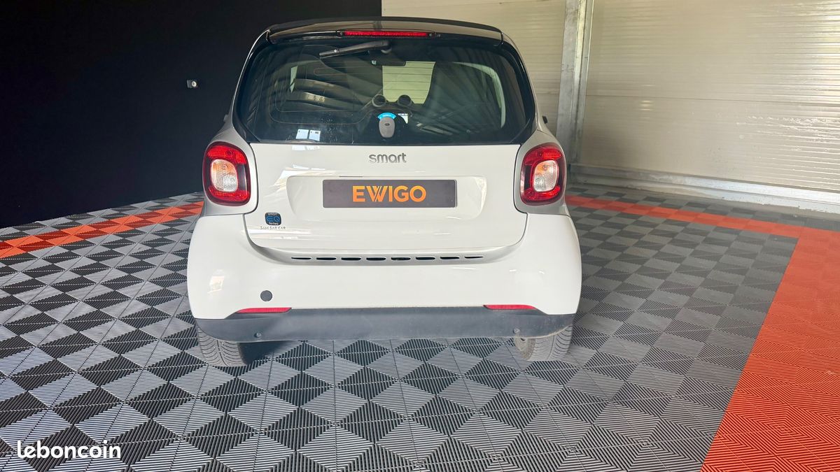 Smart fortwo electric pure 17.6kwh (image 10)