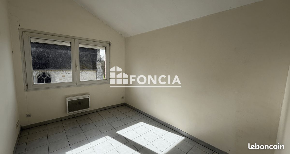 Apartment (image 7)