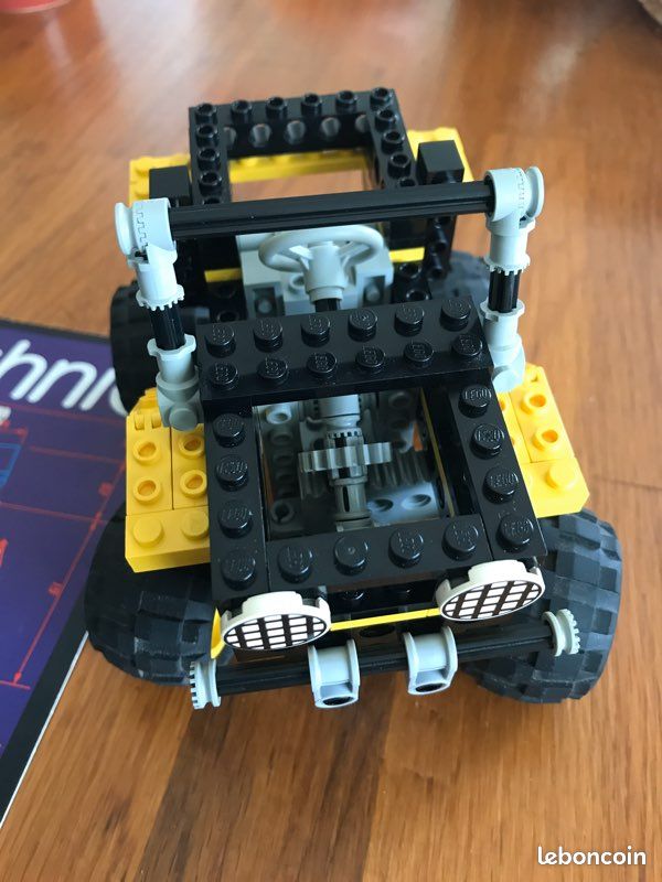 LEGO Technic 8816 vintage - 4 x 4 (image 2)