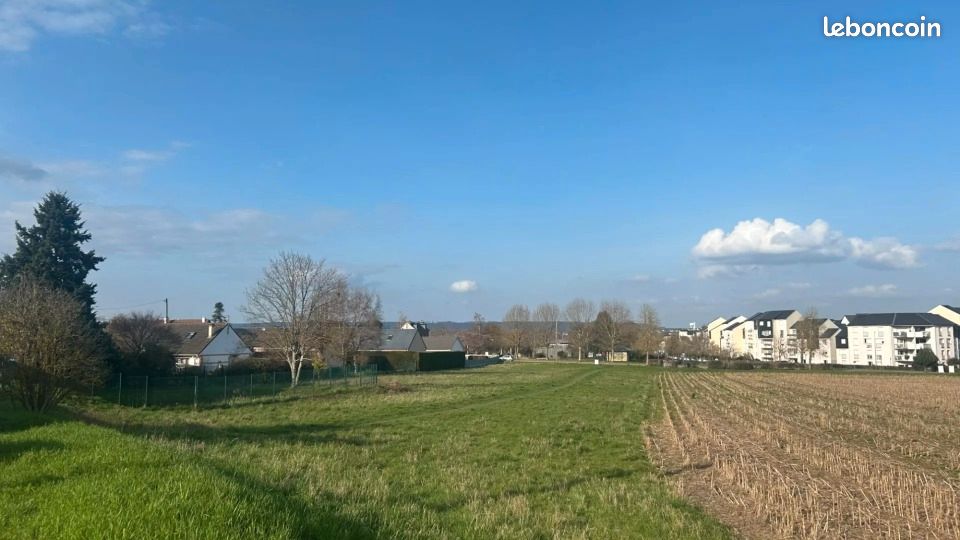 Terrain 321 m² · à Saint-Pierre-lès-Elbeuf · 59 000 €
