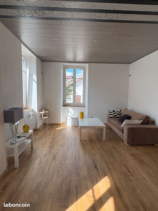 Appartement 2 pièces 48 m² · à Pontarlier · 48 m² · 900 €/mois
