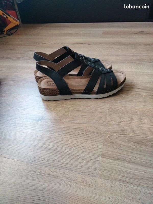 Sandales cuir (image 1)