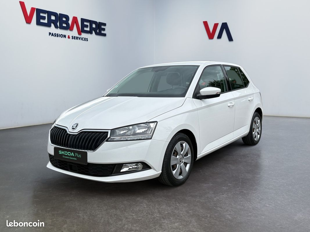 SKODA Fabia 1.0 MPI 60 ch BVM5 Business (image 1)