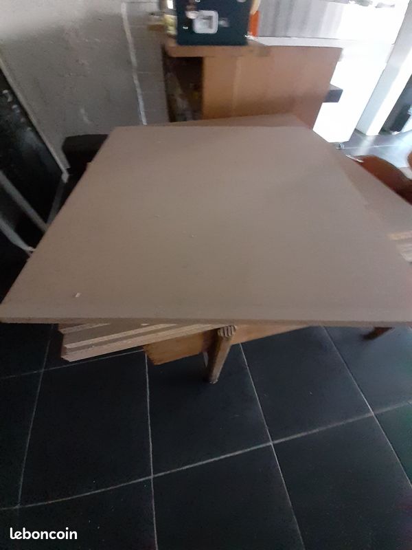 Dessus de table 60cm par 63.5 cm (image 3)