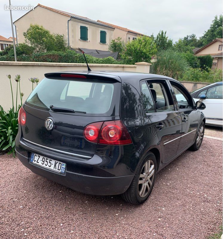 Golf essence 1,6i 102 ch confortline 5p (image 3)