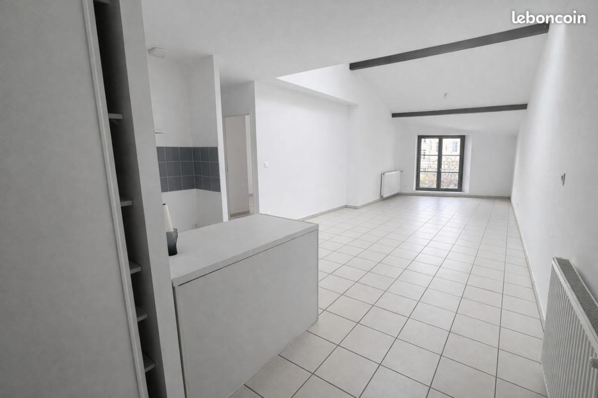 Appartement 2 pièces 59 m² · à Romans-sur-Isère · 59 m² · 495 €/mois