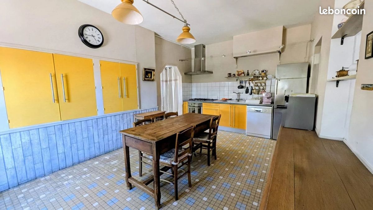 Maison 6 pièces 169 m² · à Portets · 169 m² · 472 500 €