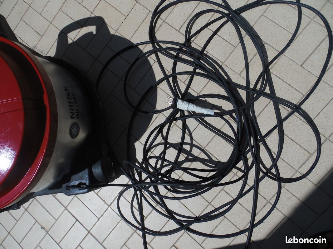 Aspirateur nilfisk (image 2)