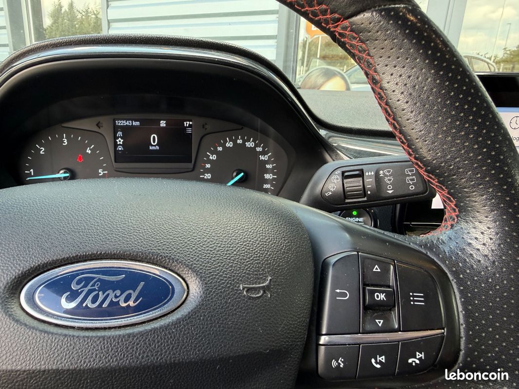 Ford fiesta 1.5 tdci st-line 85ch / camera recul / carplay (image 11)