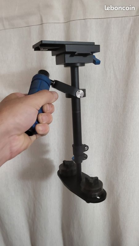 Stabilisateur manuel / steadycam (image 1)