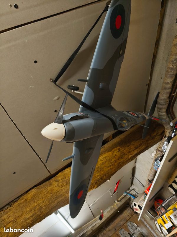 Avion Spitfire 1 m 50 électrique (image 1)