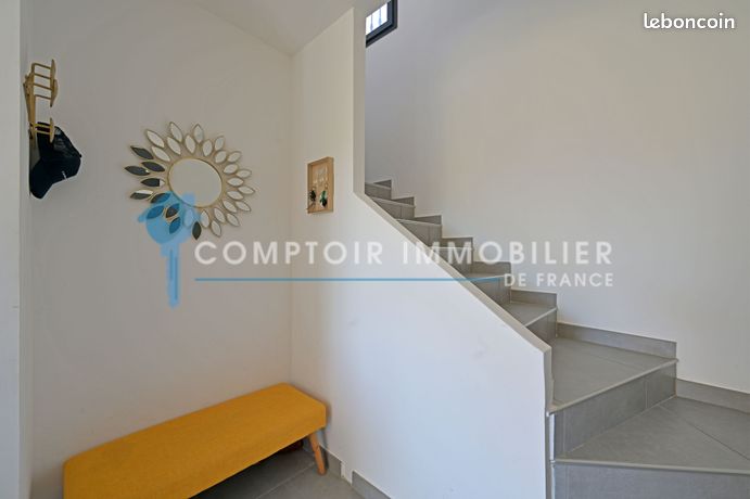 https://img.leboncoin.fr/api/v1/lbcpb1/images/7f/f3/8c/7ff38c34814b9612bc13af58733c40cf2691f446.jpg?rule=ad-image