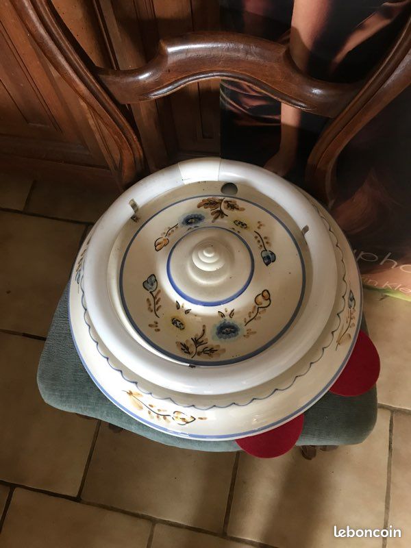 Lustré porcelaine motif fleurs (image 1)