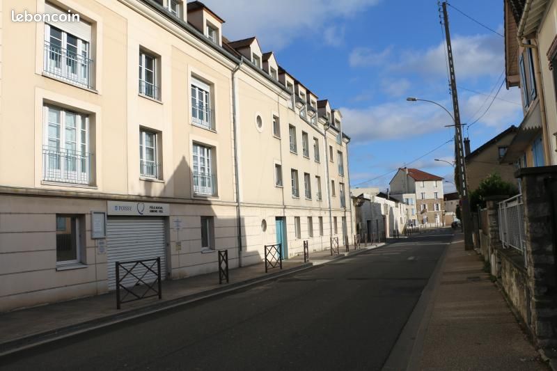 Appartement 1 pièce 28 m² · à Poissy · 28 m² · 790 €/mois