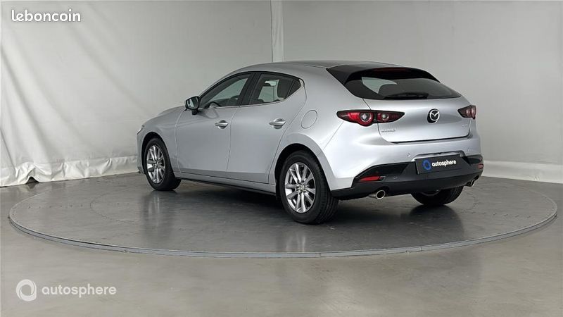 Mazda Mazda3 2.0 e-SKYACTIV-G M-Hybrid 122ch Business Executive BVA 2022 (image 8)