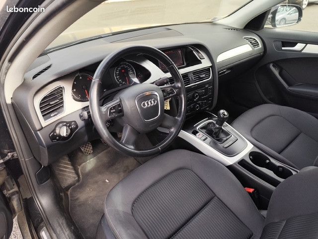 Audi A4 2.0 TDI 143CH DPF AMBITION LUXE (image 5)