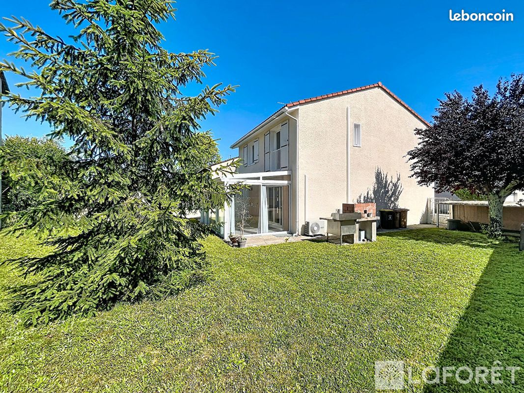 Maison 5 pièces 118 m² · à Saint-Loubès · 118 m² · 239 000 €