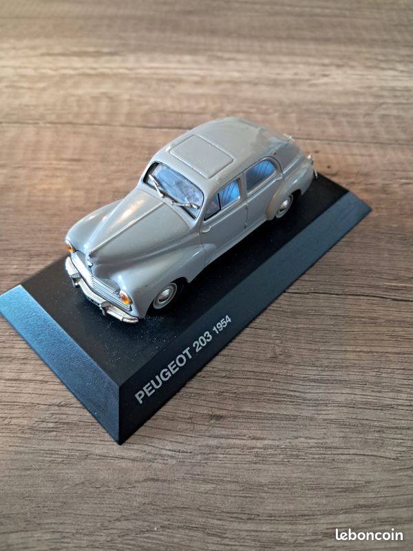 Miniature Peugeot 203 Coupé 1953 – Échelle 1/43 – Série Nationale 7 – Vert – Boîte D'origine