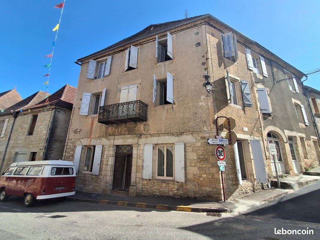 Maison 8 pièces 134 m² · à Salviac · 134 m² · 71 000 €