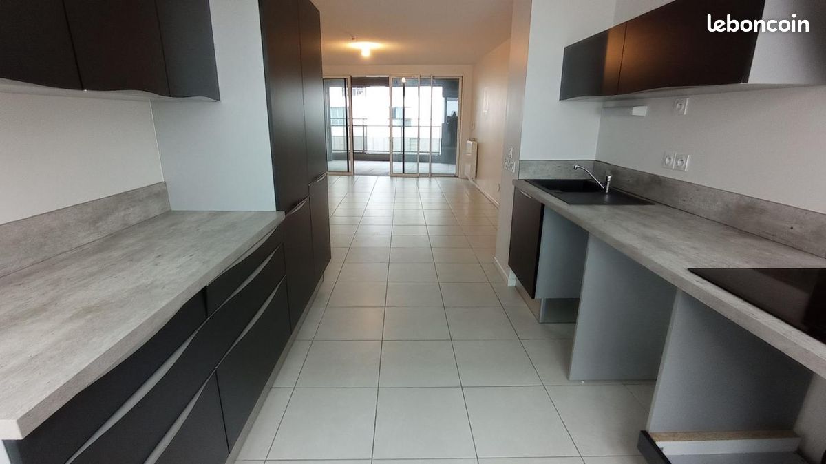 Appartement 4 pièces 83 m² · à Bordeaux · 83 m² · 1 026 €/mois