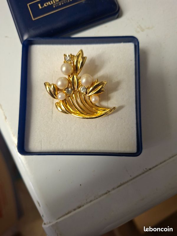 Bijoux broche (image 2)