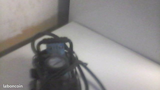 Petit compresseur de voiture avec lampe (image 1)