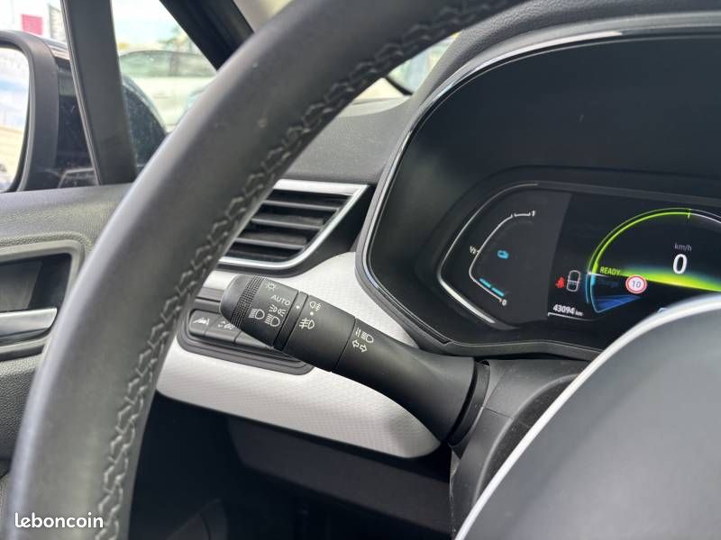 Renault Clio E-Tech full hybrid 145 Evolution (image 28)