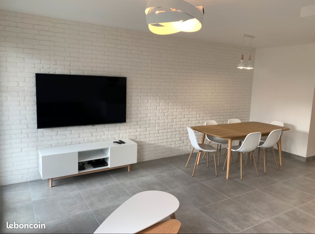 Appartement 4 pièce(s) 71 m²à louer Serris