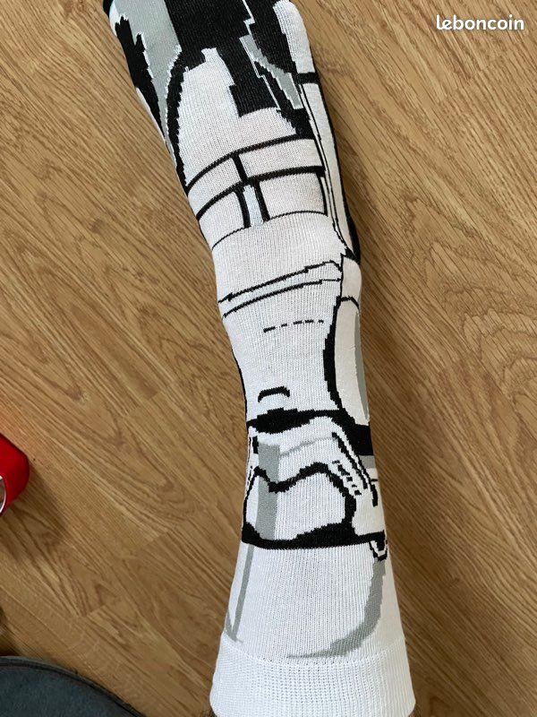 Chaussettes STARWARS 🛸 StormTrooper (T 40-44) (image 3)